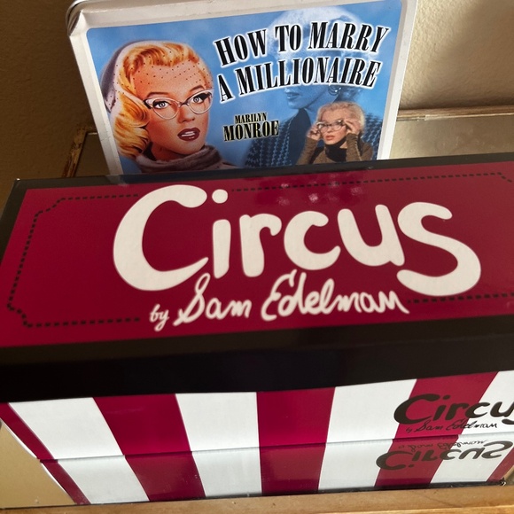 Circus by Sam Edelman  studded flats - Picture 1 of 7